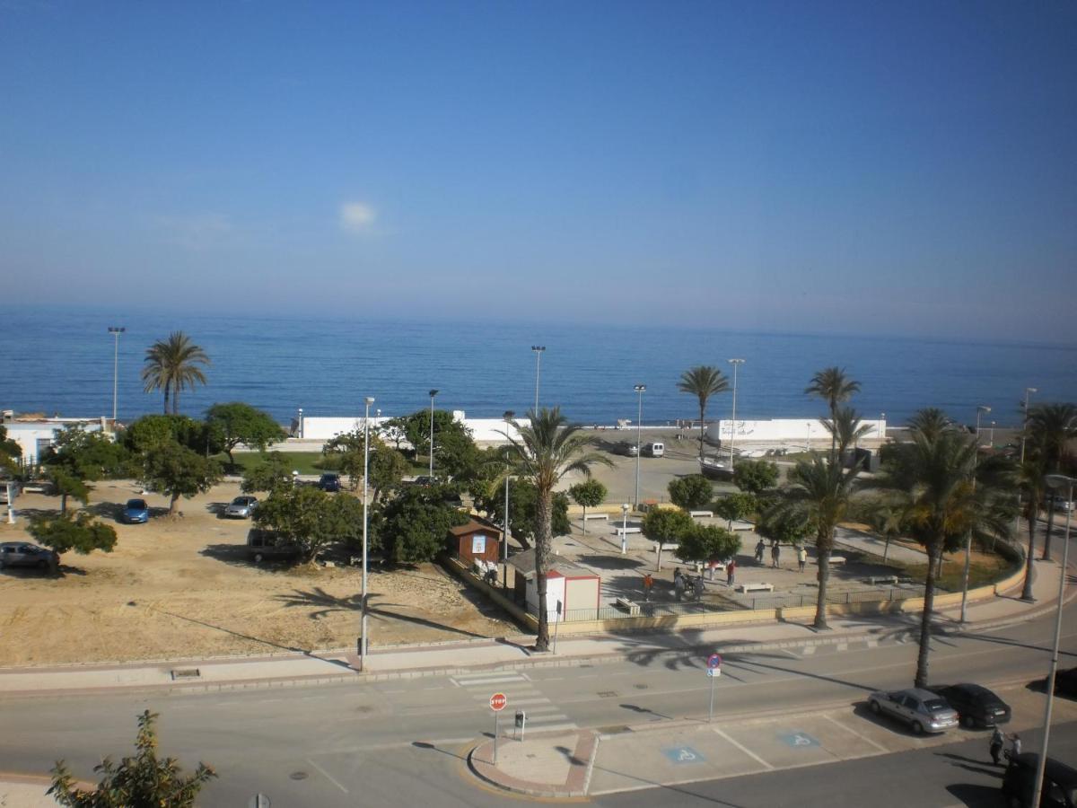 Bq Andalucia Beach Hotel Torre Del Mar Exterior photo