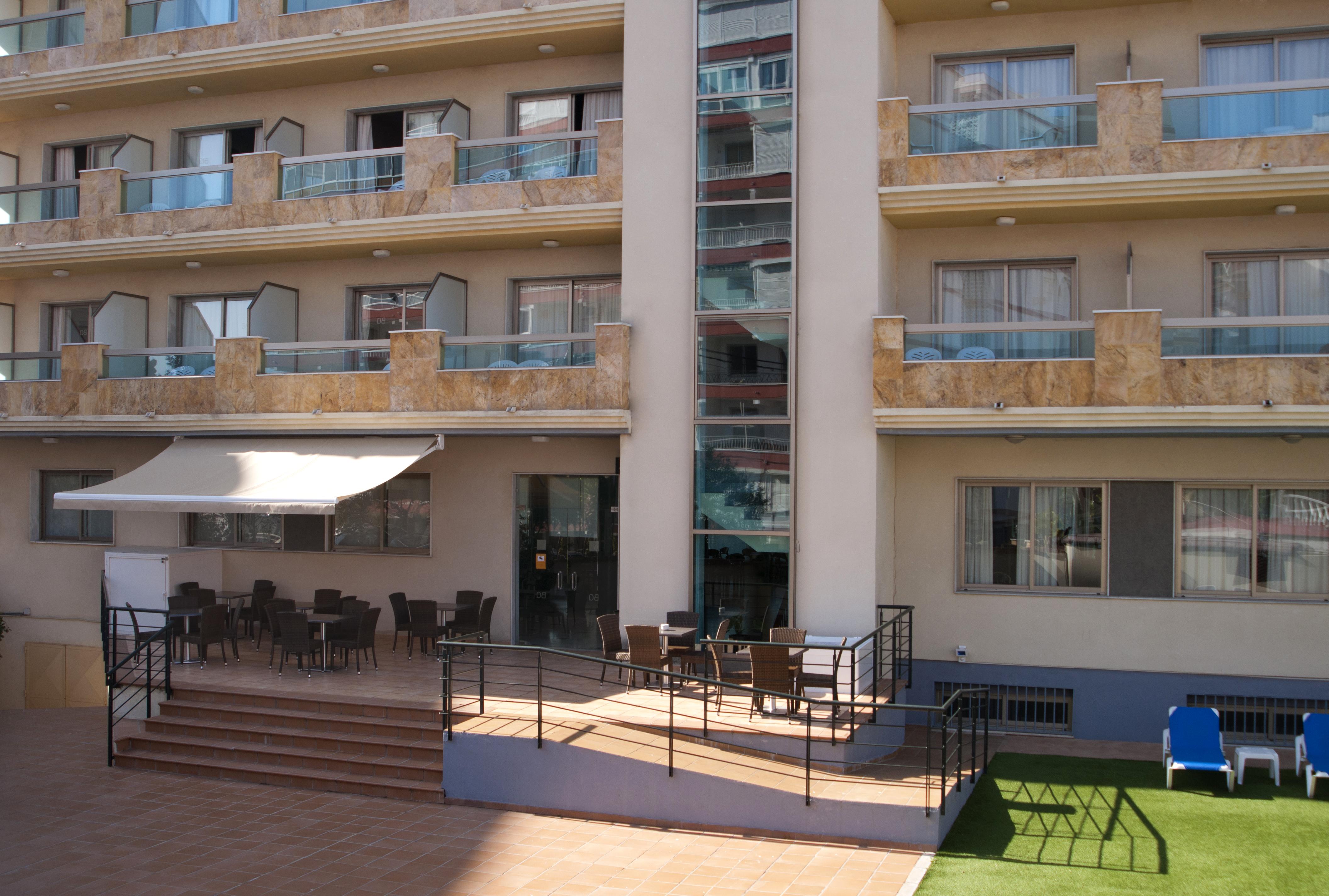 Bq Andalucia Beach Hotel Torre Del Mar Exterior photo