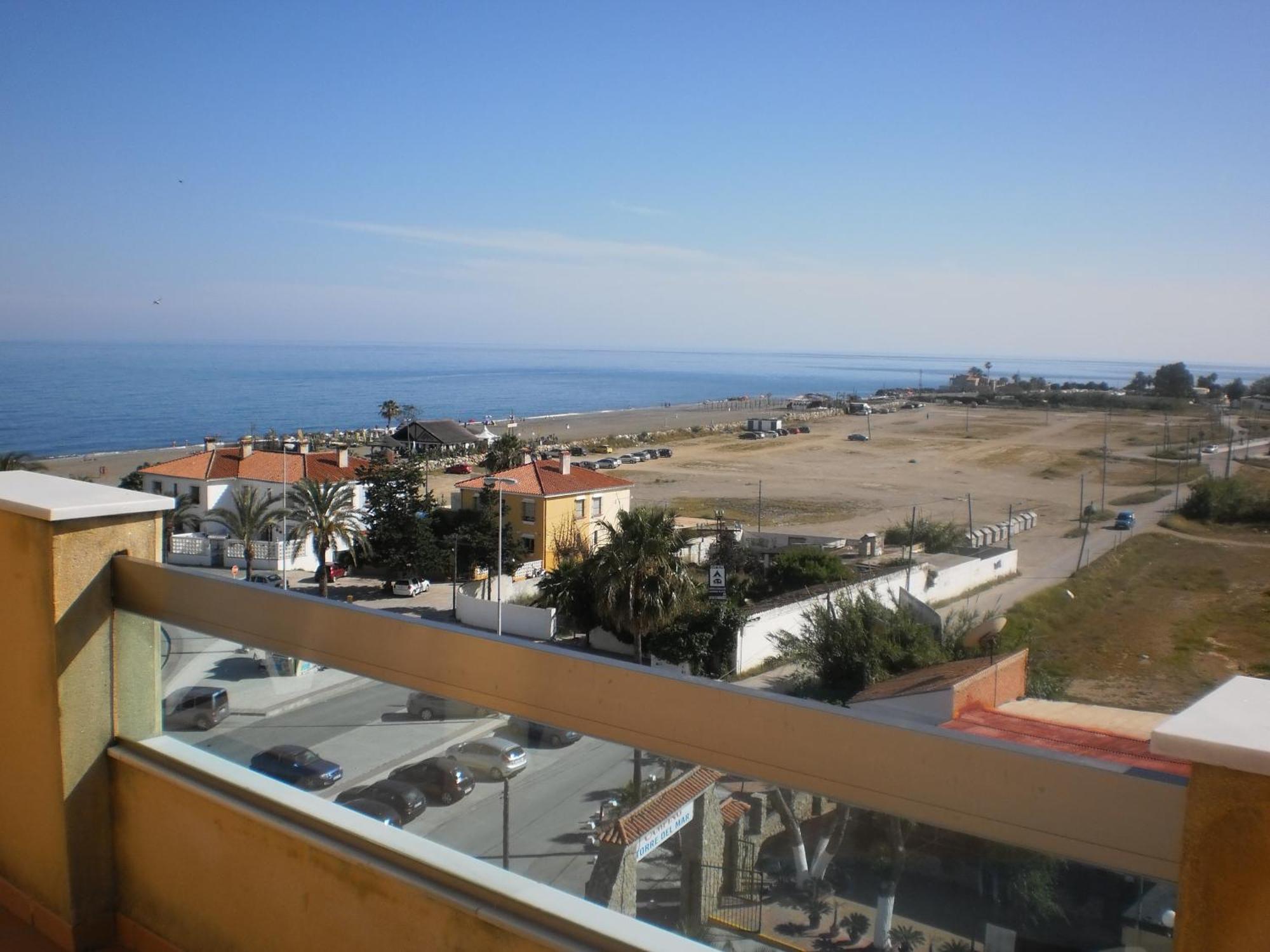 Bq Andalucia Beach Hotel Torre Del Mar Exterior photo