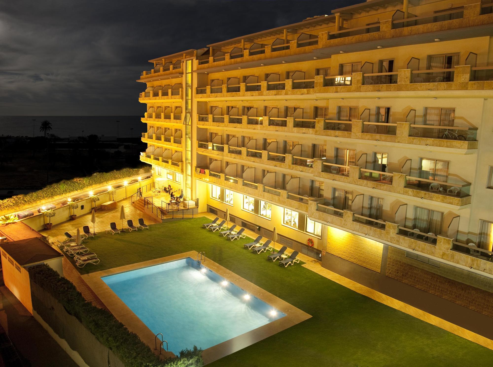 Bq Andalucia Beach Hotel Torre Del Mar Exterior photo