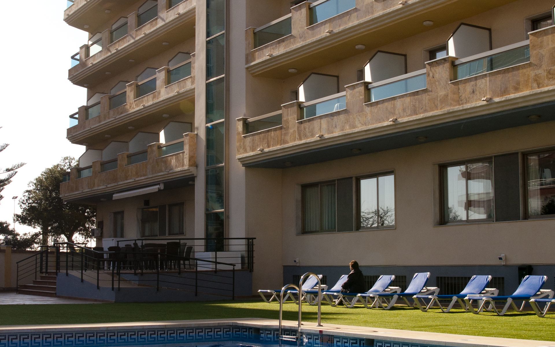 Bq Andalucia Beach Hotel Torre Del Mar Exterior photo