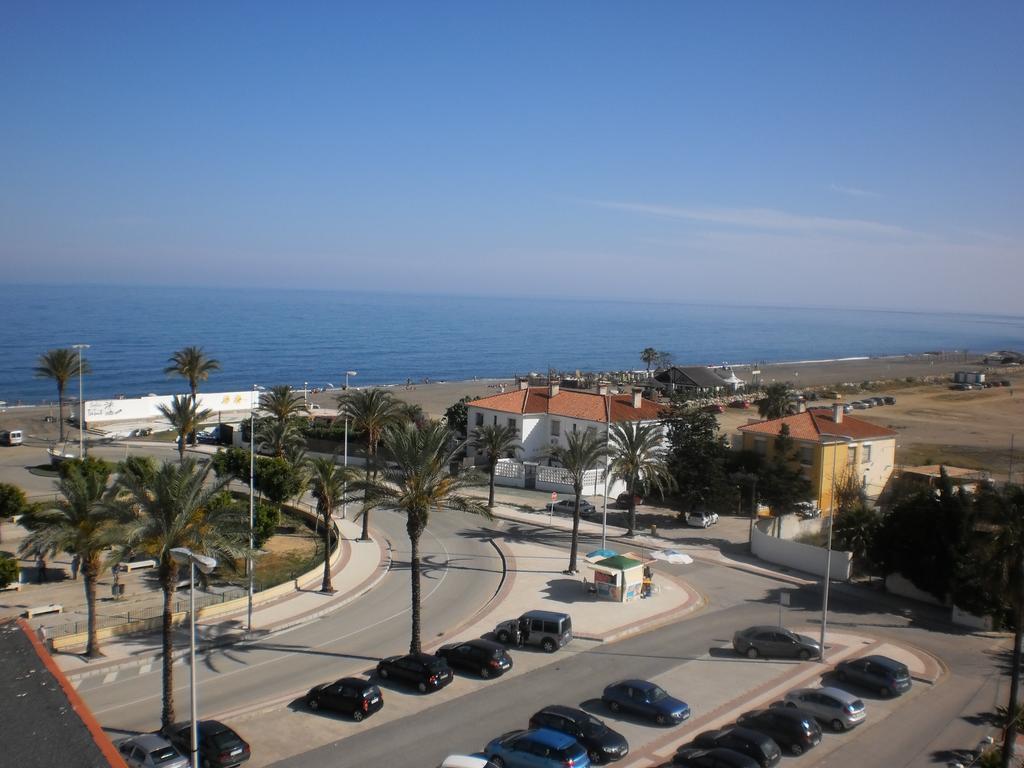 Bq Andalucia Beach Hotel Torre Del Mar Exterior photo